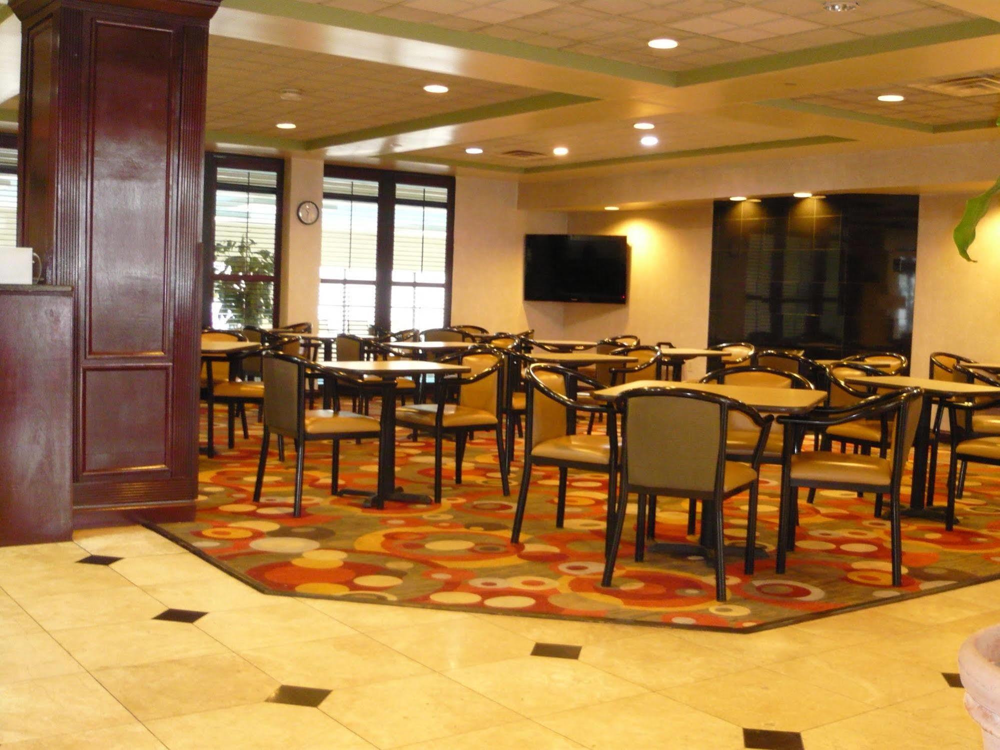 Wingate By Wyndham - Streetsboro Hotel Luaran gambar